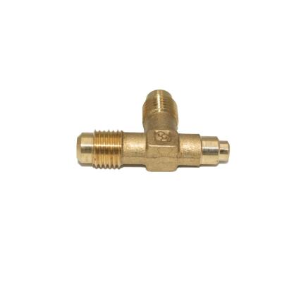 Եռաբաշխիչ Castel M 1/4 * M 1/4* NPT 6մմ